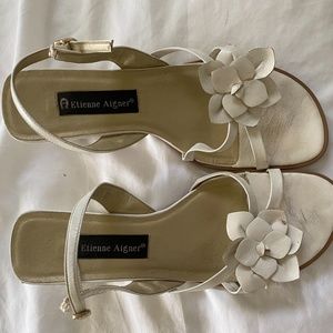 White floral wedges size 8